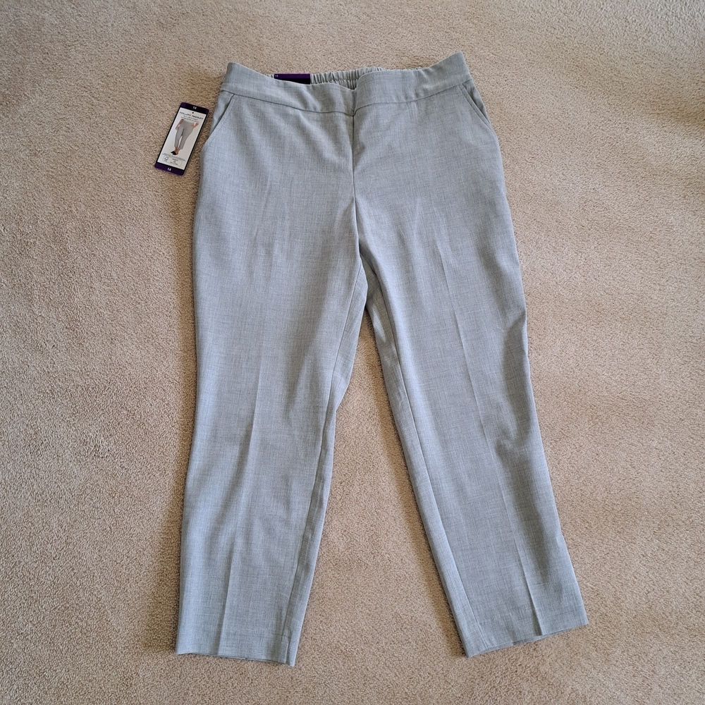 Hilary Radley Chic Light Gray Trousers Size 14 Slim Leg Ankle Length Neutral
